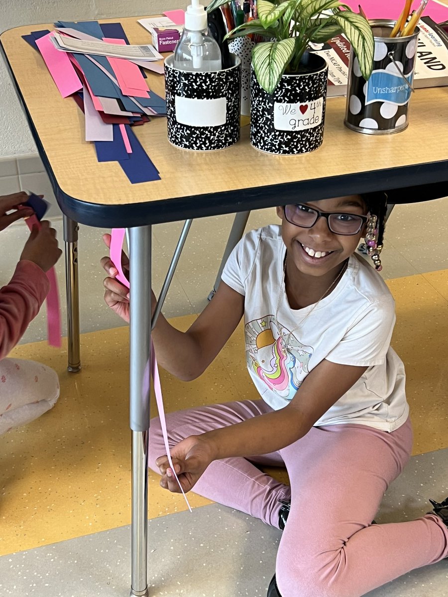 MackTeachesMath's tweet photo. Right, acute, obtuse? These angle hunters are beginning their exploration of angles and geometry. Protractors are next! @gwes_pta @PGCPSTAG @PGCPSK5Math @PGCPSCurriculum https://t.co/KxYZnf4nqH