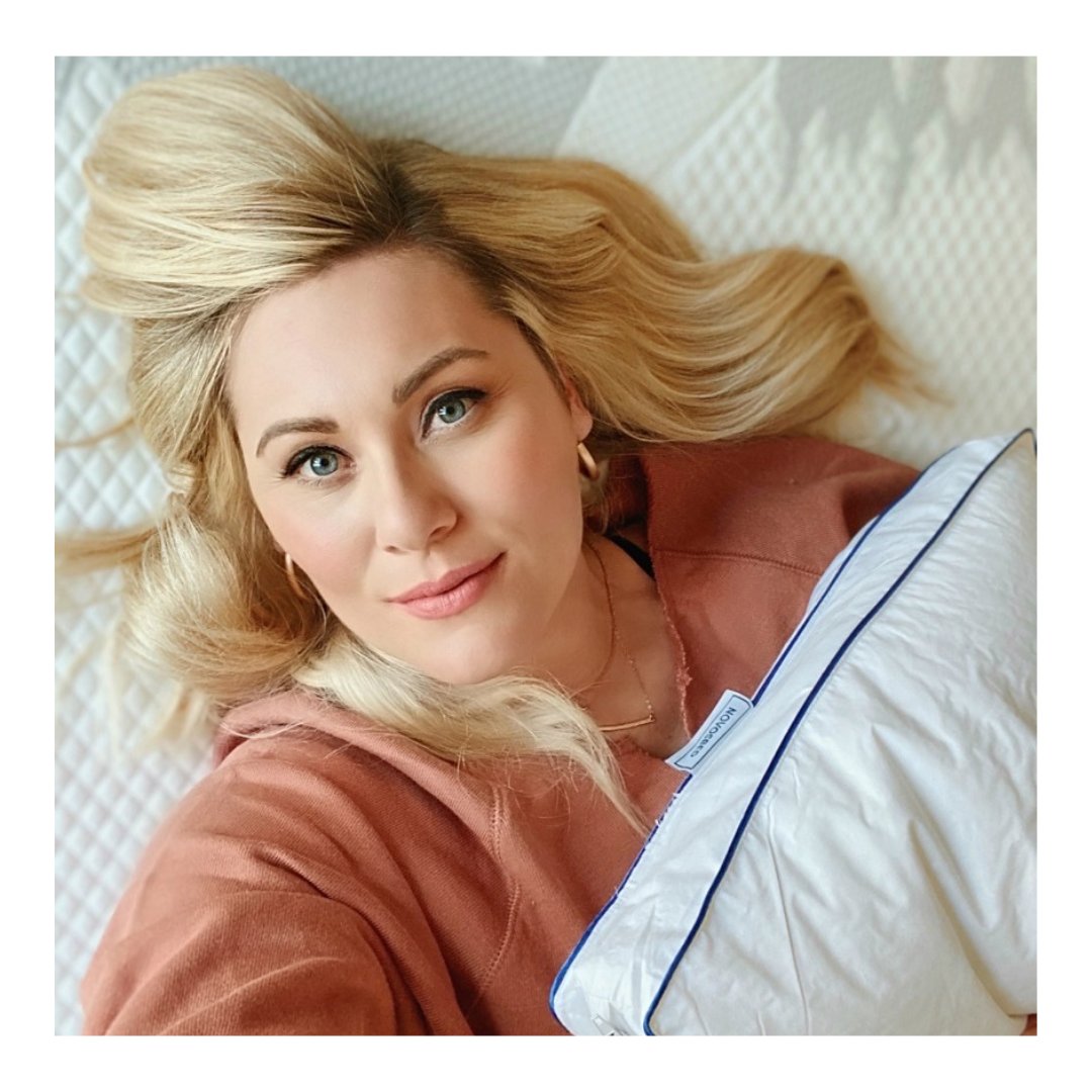 Complete your sleep set when you buy a GoodMorning.com mattress! 🛌

Don't miss our amazing deals on popular sleep accessories! Hurry and shop them now. ➡️