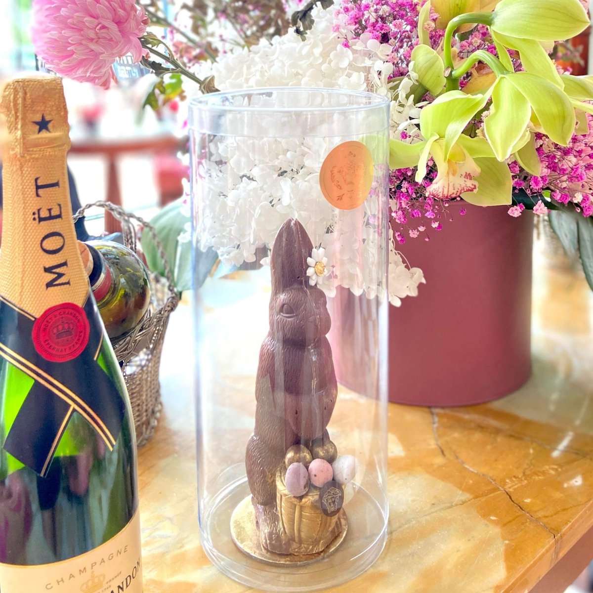 Spoil your someone special this Easter with a designer egg handcrafted by Palazzo Versace's talented chefs. A selection of Easter eggs are available for purchase from the front desk, so hop on down. 

⁠#PalazzoVersace #PalazzoVersaceGC #LivingPalazzoVersace #Easter