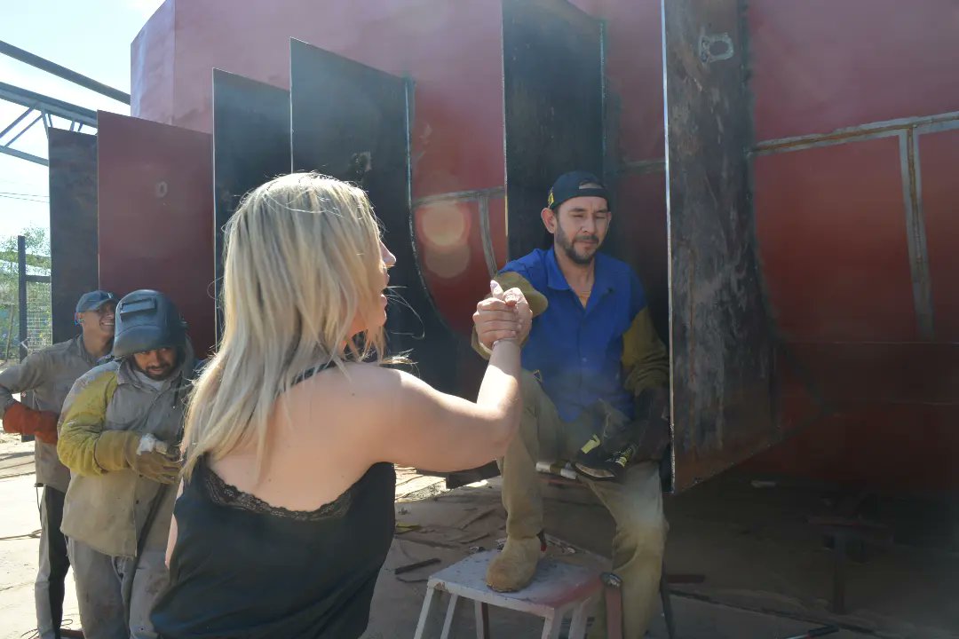 marilinsacnun's tweet image. Hoy en #reconquista continuamos una nutrida agenda de trabajo para seguir potenciando la generación de #empleo y el #arraigo en el norte y centro de nuestra pcia d #santafe. Junto al intendente @enrivallejos1 avanzamos en proyectos q apuntalan al sec productivo de la ciudad. (👇)