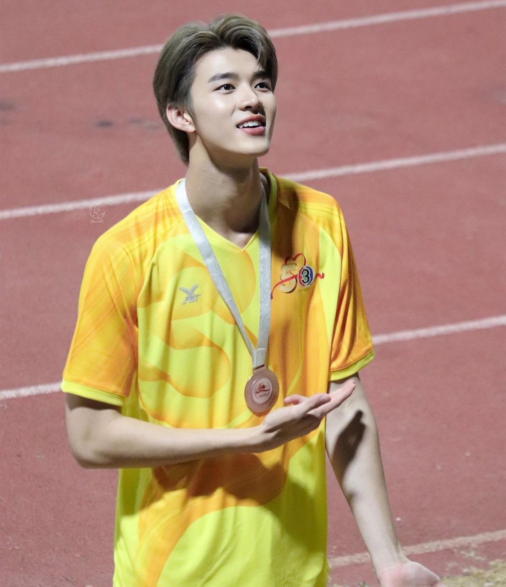 pattharlada's tweet photo. 🌙⚽️ บอกเลยสีเหลืองงานดีย์ทุกคน💛
Cr.@meenicha8 #meenicha8 #มีนนิชคุณ #53ปีช่อง3ดีต่อใจ #BelovedFestival53ปีดีต่อใจ #53ปีช่อง3ดีต่อใจxมีนนิชคุณ https://t.co/VzN6lKwhPO
