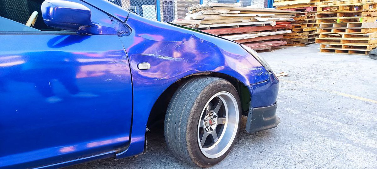 Denuncias_ES's tweet photo. #DenunciaCiudadana 

Reportan que el pick up placas P641-466, golpeó otro vehículo, no quiso bajarse para conciliar los daños, al contrario se dio a la fuga.

Un llamado a las autoridades para ubicarlo y hacerlo que pague por los daños causados. https://t.co/DnjnsVwHSw