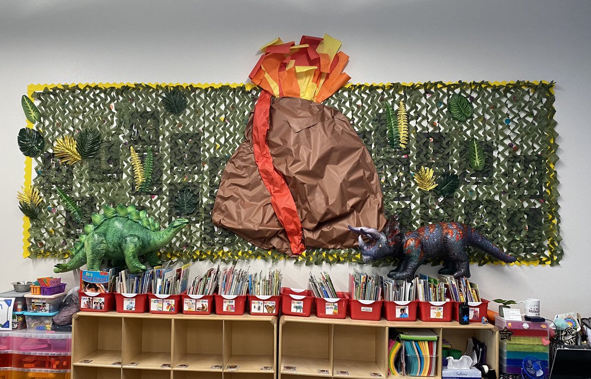 leight123's tweet photo. Our dinosaur unit is in full swing!  The students are digging for dinosaur bones like paleontologists, investigating bones &amp; fossils, &amp; much more! The students generated a list of things they would like to learn about dinosaurs to guide our instruction. I love #prek learning! https://t.co/qZzSPG0QHC