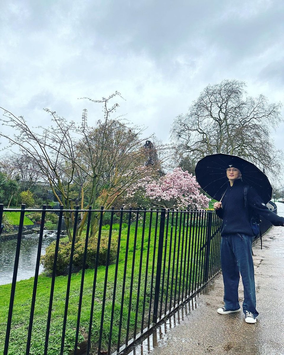 ︎ on Twitter "photo dump london edition udah mulai"