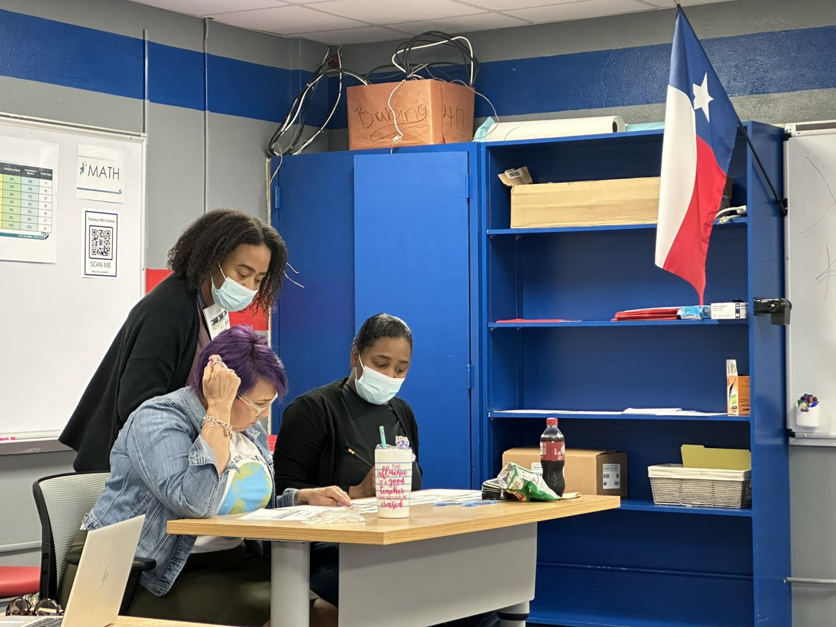 DrAliciaMartin's tweet photo. #DDIinAction @jasmine_curry2 guiding @ThomasMS_HISD ELA teachers through the Spring Interim data๐๐๐๐ฉ๐ฝโ๐ป
๐Teachers accessing the test items via Cambium and discussing studentsโ misconceptions ๐@HISD_Assessment #DataRichYear #BuildingExcellence ๐๐ ๏ธ https://t.co/66nvJ4zsMn