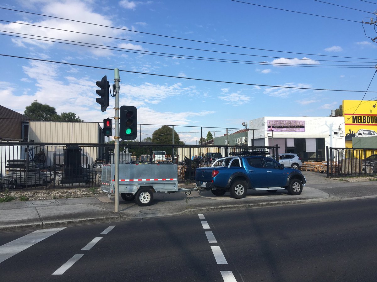 takvera's tweet photo. Donβt you like it when your rushing across Sydney road at the pedestrian lights at Box Forest Rd #Fawkner (due to @VicRoads fast timing) only to find your footpath access blocked by a Ute and trailer? @MerribekBUG @MerribekCouncil https://t.co/iWBwVX9aNM