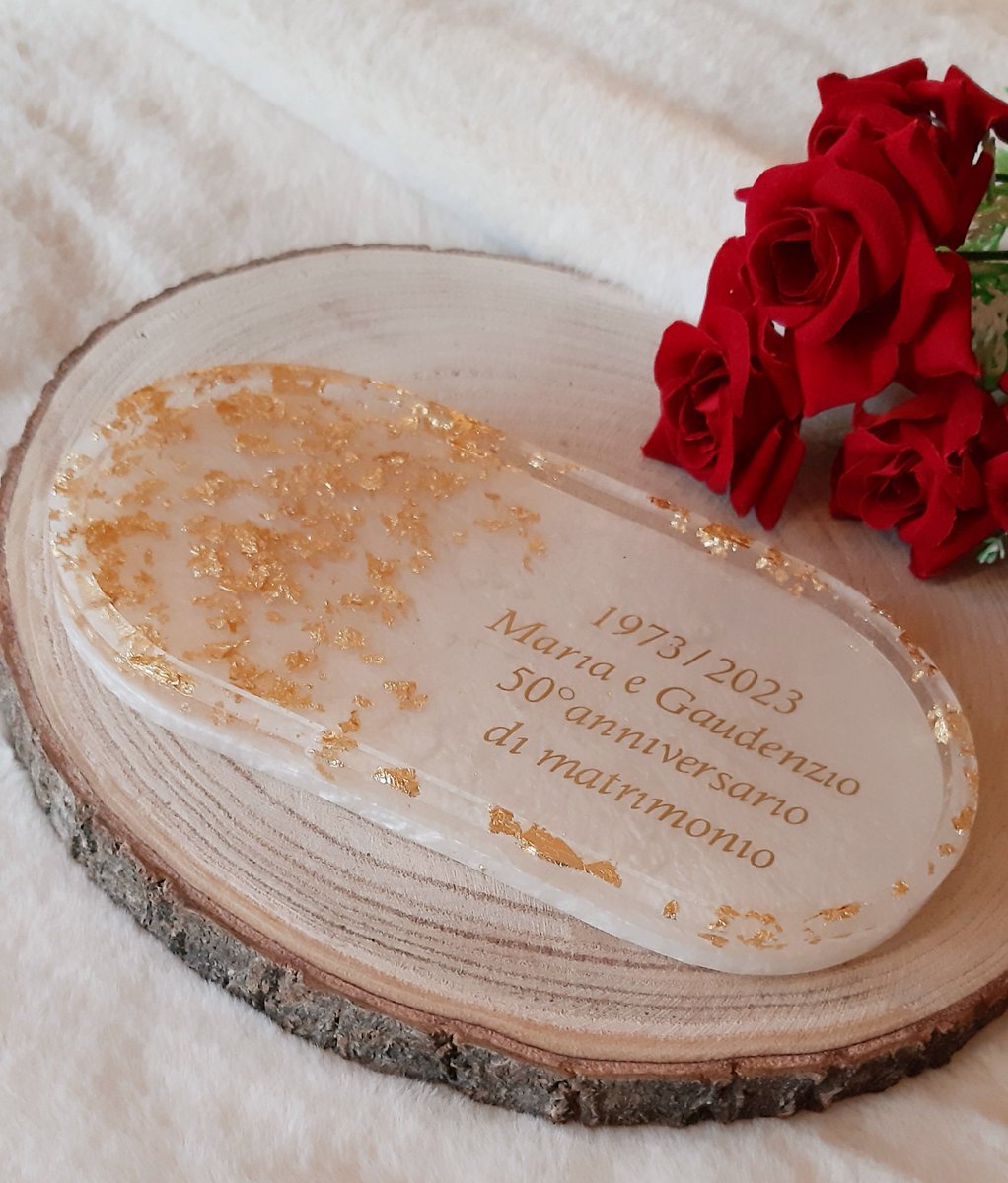 Svuota tasche in resina. 
🌹Fatto a mano e personalizzato
🌹Per info e ordini contattatemi 
🌹Spedizione in tutta Italia 
#resina #regali #personalizzazione #fattoamano #idearegalo #elleerrecreazioni