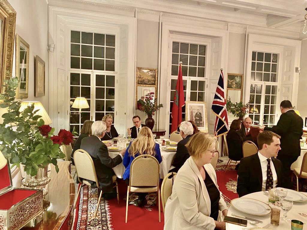 The visit of the Moroccan parliamentary delegation to Westminster @UkParliament was followed by an Iftar reception hosted in honor of the APPG-Morocco. A great opportunity to strengthen the ties between Morocco and the UK and celebrate our long-standing friendship 🇲🇦🇬🇧