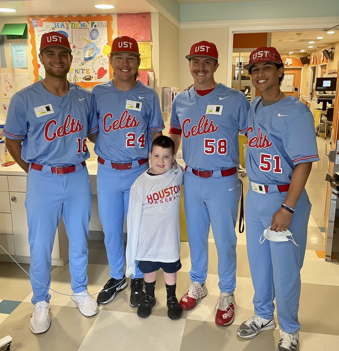 One very special boy had some UST baseball visitors today⚾️🔥 Hayden you are so brave and we are all so proud of you! Thank you guys! <a href="/TISDWES/">Wildwood Elementary</a> <a href="/WESMrsNelson/">LaShelle Nelson</a> <a href="/USTCeltsBSB/">UST Baseball</a> <a href="/USTAthletics/">UST Athletics</a> <a href="/LukeSebesta10/">Luke Sebesta</a> <a href="/KhanLance/">Lance Khan</a> <a href="/michellekhan6/">michelle khan</a>