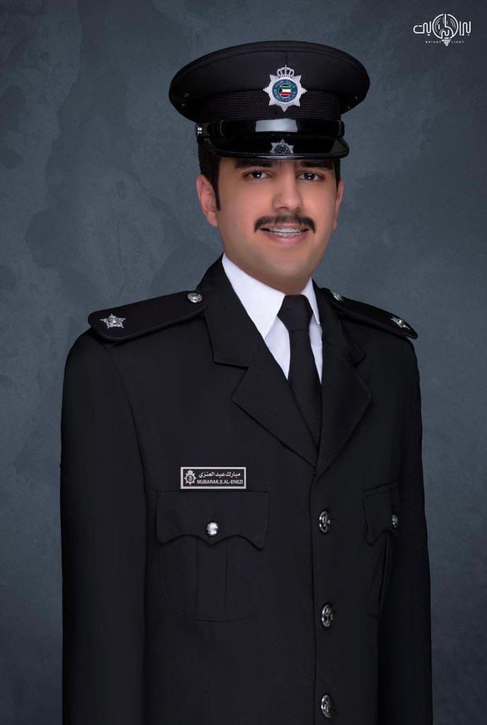 fa2507778's tweet photo. الحمدلله الذي بنعمته تتم الصالحات 
تشرف ابني مبارك هذا اليوم بحمل رتبة جديدة في مراتب خدمة وطنه برتبة ملازم أول
أسأل الله أن يجعل ترقيه خدمةً لدينه ووطنه https://t.co/FFnRg4ako5