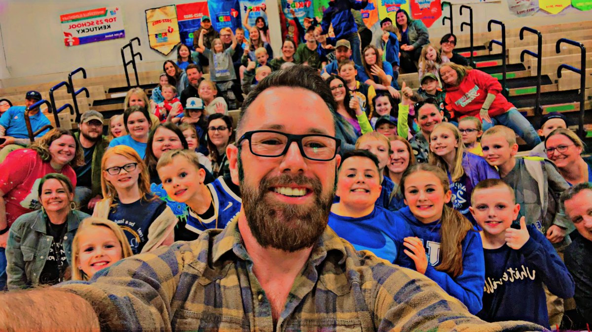 STEMLabOnTheGo's tweet photo. Spending my #Tuesday evening, with some amazing #Kentucky families, at #Whitesville Elementary School.
#HookedOnScience #MrScience #STEM #KYSTEM #KY #FamilyFriendly https://t.co/Zcab18xmud