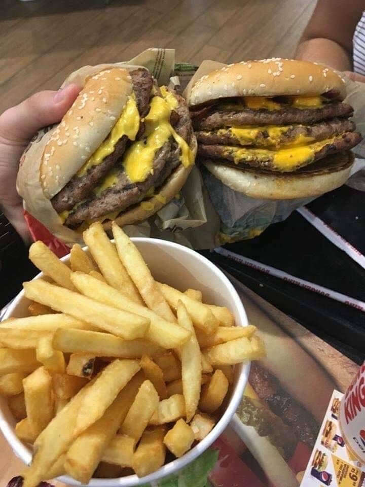 tu segundo @ te debe una de estas