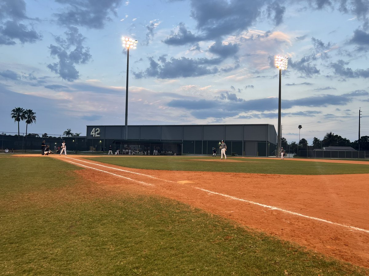 GPSBaseball's tweet photo. You wouldn’t know it from this beautiful pic, but we are in a lightening delay here in the sunshine state. It was a fun first 4 inn w @nvilleathletics, anyway, who will have a great yr. Hopefully, we will get to finish, but still another great day &amp; a lot of work getting done! https://t.co/KHZYdA0yG8