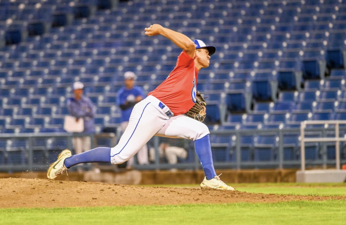 rjjames_8's tweet photo. I am honoured to announce my commitment to play D1 baseball and continue my studies at the University of Evansville. Thank you to my family, friends and coaches for supporting me on my journey. Thank you to the Aces coaches for giving me this amazing opportunity! #goaces #blessed https://t.co/eUaNABUs8i