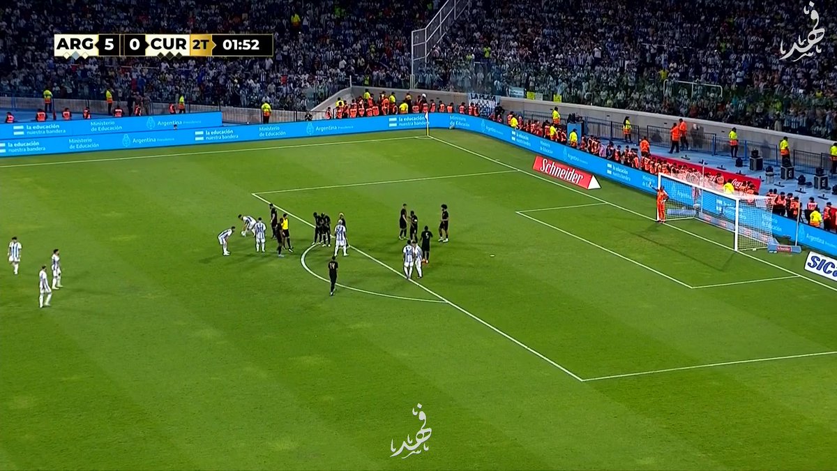 MediaFcb11's tweet photo. فاول في مكان جيد https://t.co/8xrDgPXf05