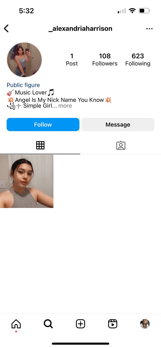 nimahkazi's tweet photo. Hey everyone! Just a BTW this person scammed my best friend when she was trying to get us tickets to The Eras Tour. She showed proof that she had the tickets and we paid her $650 for 2 tickets that we didn’t receive and then proceeded to block my friend… https://t.co/Y3Do5EEmmX
