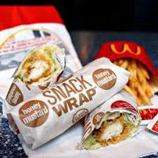 Jennyar27's tweet photo. @McDonalds please bring back the chicken snack wrap or the Mcwraps to the usa those were the best! Would always get them gosh i miss them! https://t.co/puQRJiV6Xh