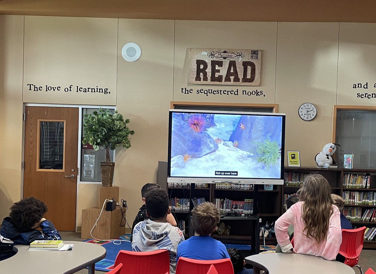 Jones_Teaches's tweet photo. So proud of these recipients of the book vending machine tokens for hard work and growth in Reading! We also enjoyed a preview of our upcoming Literati book fair in Library today! ⁦@HMECardinals⁩ #hmeproud https://t.co/n8X0MT6KVb