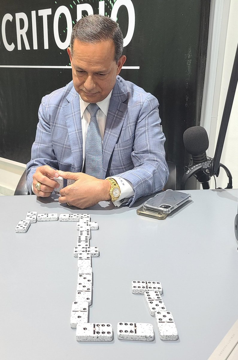 Pedro Rodríguez (@peterantoniord) on Twitter photo 2023-03-29 00:57:04 Recordando esta partida con #ElÚltimoJefePN, mi amigo el ingeniero y Mayor General (r) @GuzmanFermin1. No hubo forma de ganarle; no sé si sabe más de seguridad que de dominó, pero sí sé que en las dos se mantiene invicto. Recordando esta partida con #ElÚltimoJefePN, mi amigo el ingeniero y Mayor General (r) @GuzmanFermin1. No hubo forma de ganarle; no sé si sabe más de seguridad que de dominó, pero sí sé que en las dos se mantiene invicto.