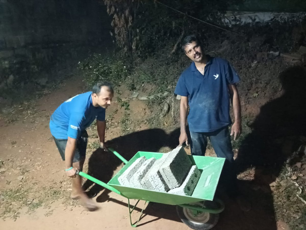 ayudhkerala's tweet photo. Ayudh TVM received a plea from an aged mother to construct a toilet in their house. Ayudh volunteers & local contractor constructed the toilet in a cost effective way. Volunteers joined the construction work after office hours. @Amritanandamayi #ActsofCompassion #Selfless #YOUTH https://t.co/oZ9dSpjdfw