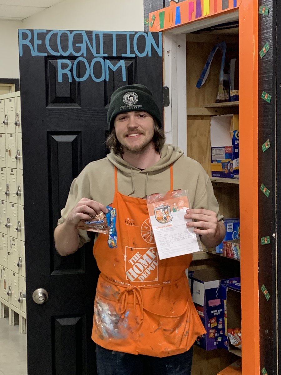 Celebrating Ethan’s first Homer! Ethan is a great member of my great Paint Department team! Congratulations!

<a href="/Chelsa_7105/">Chelsa Evans</a> @Aaron_C_Gomez <a href="/Charlot64309144/">Charlotte French</a> <a href="/specialtyrosa/">Rosa</a> <a href="/Rtristan78/">Rosario Tristan</a> <a href="/dontamcam/">Tammy Campbell</a> <a href="/janie_dodis/">MsJanieD</a>