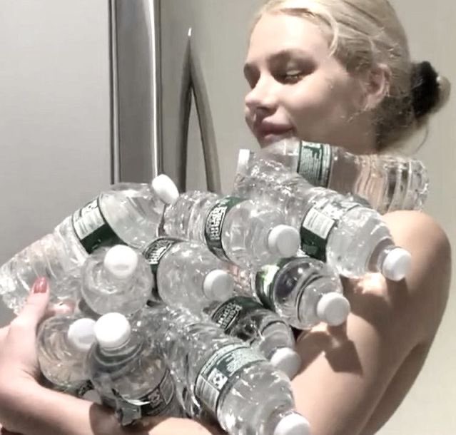 caslories's tweet photo. i love water https://t.co/0jocTlwDUy