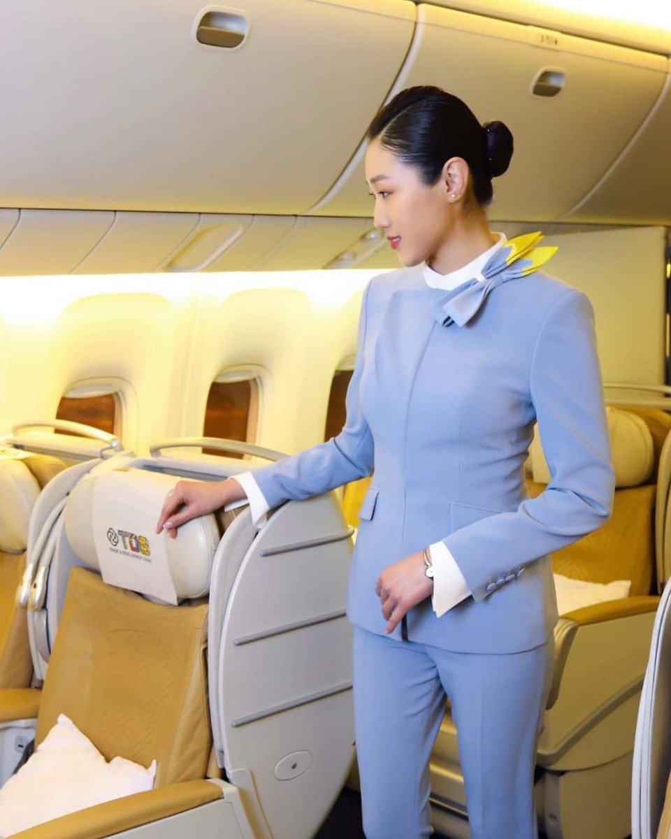 Э.Ичинхорлоо on Twitter: " ️ авиа компани бүр өөрсдийн онцлог ...