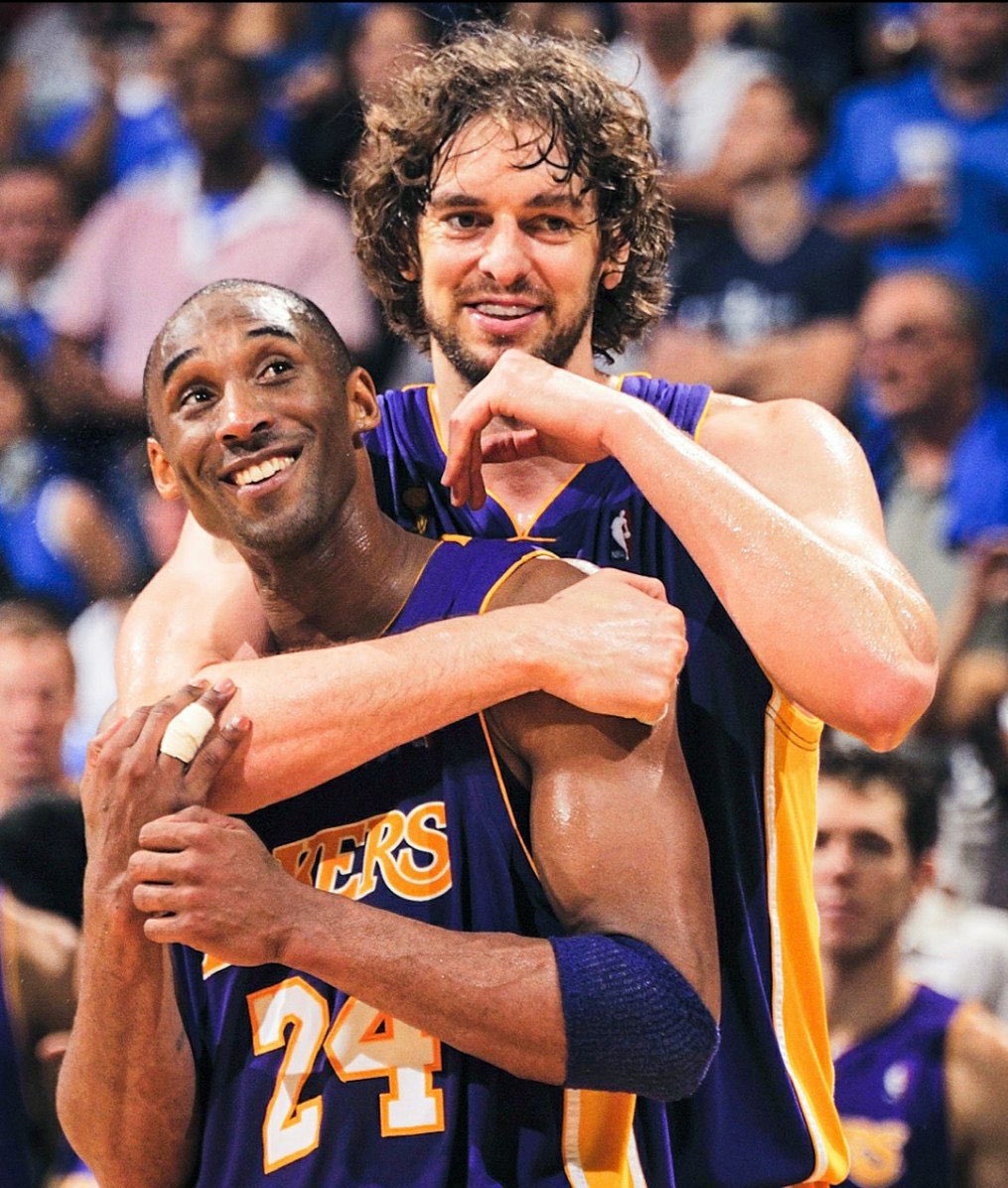 LakeShowYo's tweet photo. it’s official! Congrats on making the Hall of Fame @paugasol! 💜💛 https://t.co/DdmGlynDfo