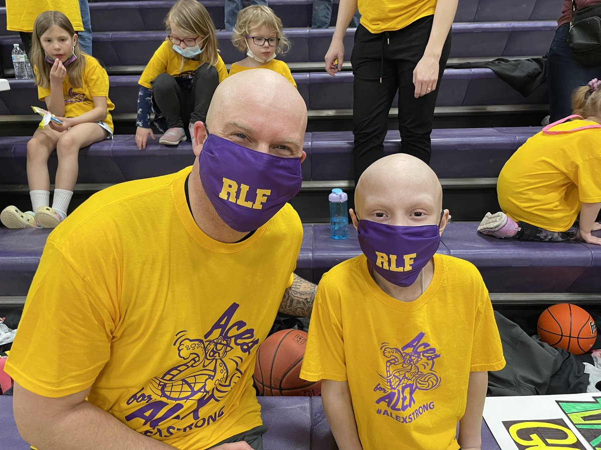 Cancer has touched us all in some way shape or form. It hit me hard when my good friend Nicole son Alex was diagnosed. He is such an inspiration and a reason why I will continue to play and fight for a cure 💙💙💙 vfoundation.donordrive.com/participant/12…