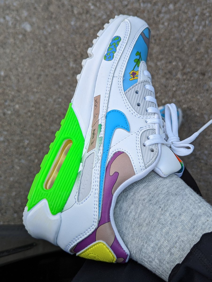 amcmath04's tweet photo. Day 28
#AirMaxMonth #marchMAXness #Nike #AirMax90 #Flyleather #RuohanWang #snkrsliveheatingup #yoursneakersaredope
@hisexcellence79 @Nike @nikestore https://t.co/I5NcbZsd42