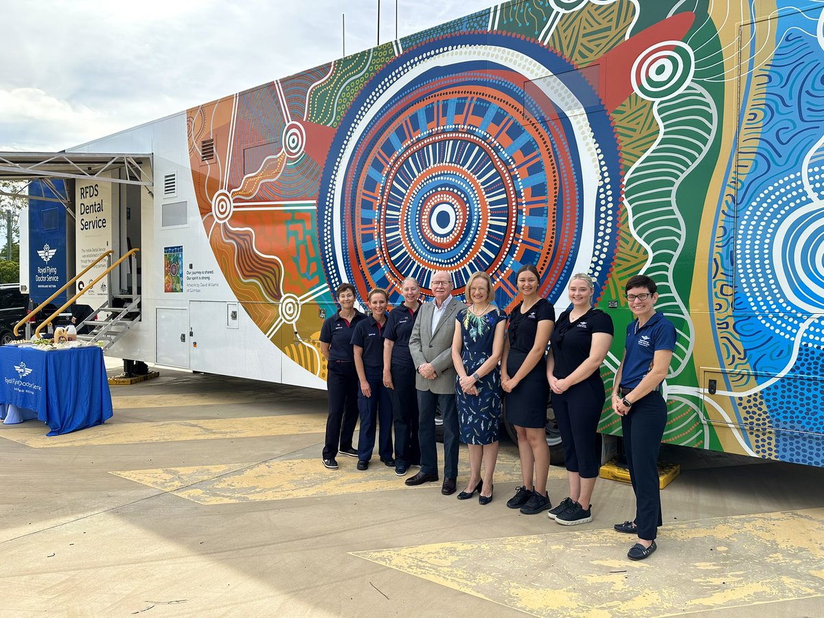 The Governor and Professor Nimmo visited the Royal Flying Doctor Service Dental Unit at Springsure, with Her Excellency congratulating them on 10 years of operation. <a href="/RoyalFlyingDoc/">Royal Flying Doctor Service</a>
