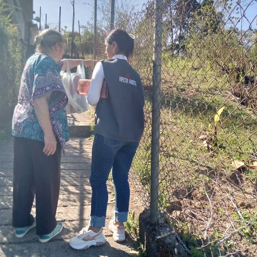 UrbanoCcs's tweet photo. #Entérate 📢 - Inspección de árboles parroquias Antímano, El Junquito, El Valle, El Paraíso y San Bernardino. 🤲🏻🌳🤲🏻 

@gestionperfecta 
@AlcaldiaDCcs 

#DuroContraLaCorrupción https://t.co/GM5QZEqM82