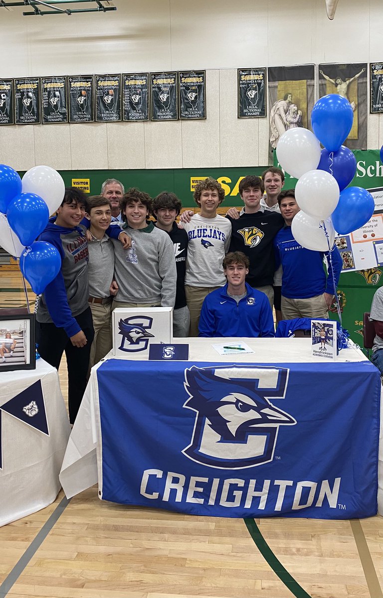 Made it official✍️ #rolljays <a href="/CreightonXC/">Creighton XCTF</a>