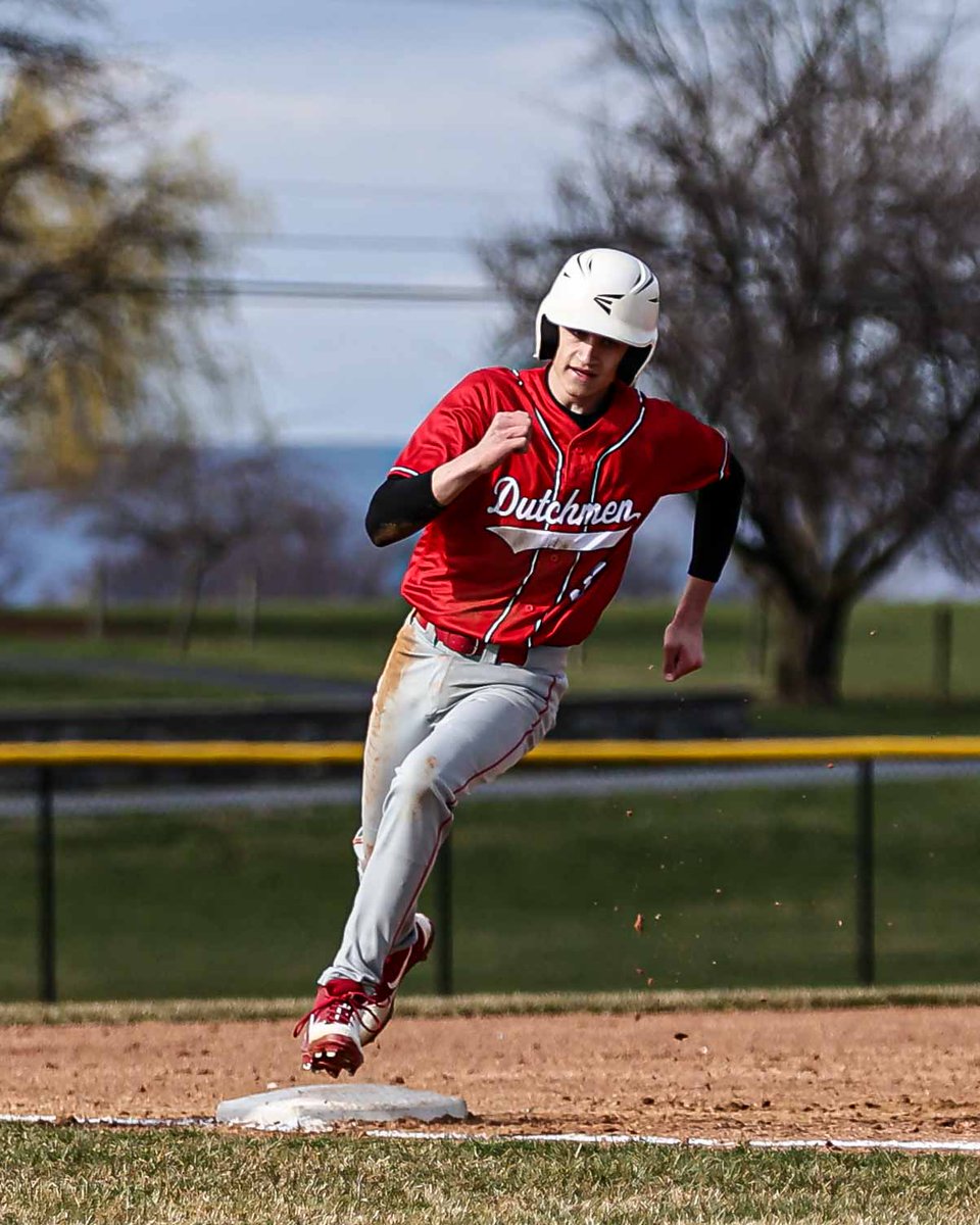 taboyd66's tweet photo. ELCO defeats AC on the diamond this afternoon in Myerstown 7-1 @ELCOAthletics @AnnvilleCleona @GameTimePA_SC @LDNews @LyzzStallings @LeagueLebanon https://t.co/Y1axRJSG1y