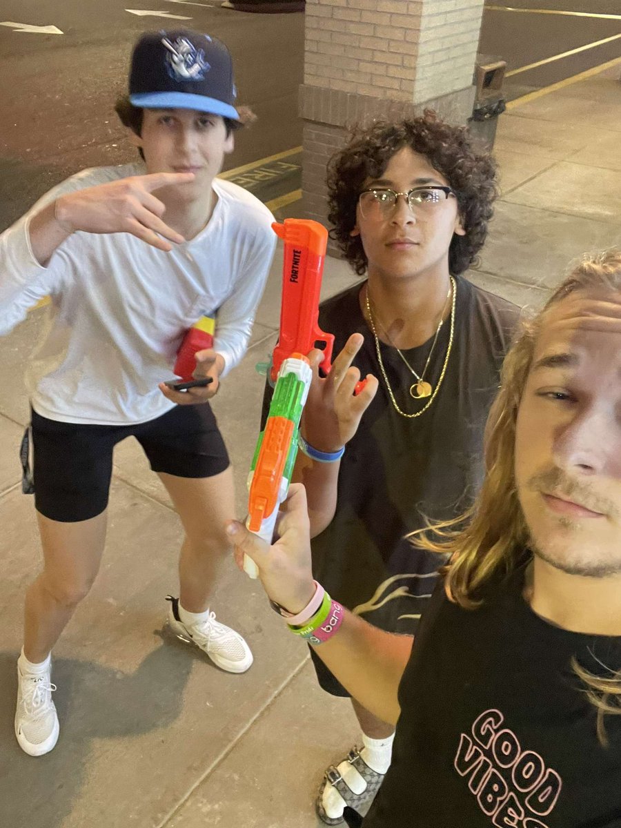 Squirt Team 6 tweet media