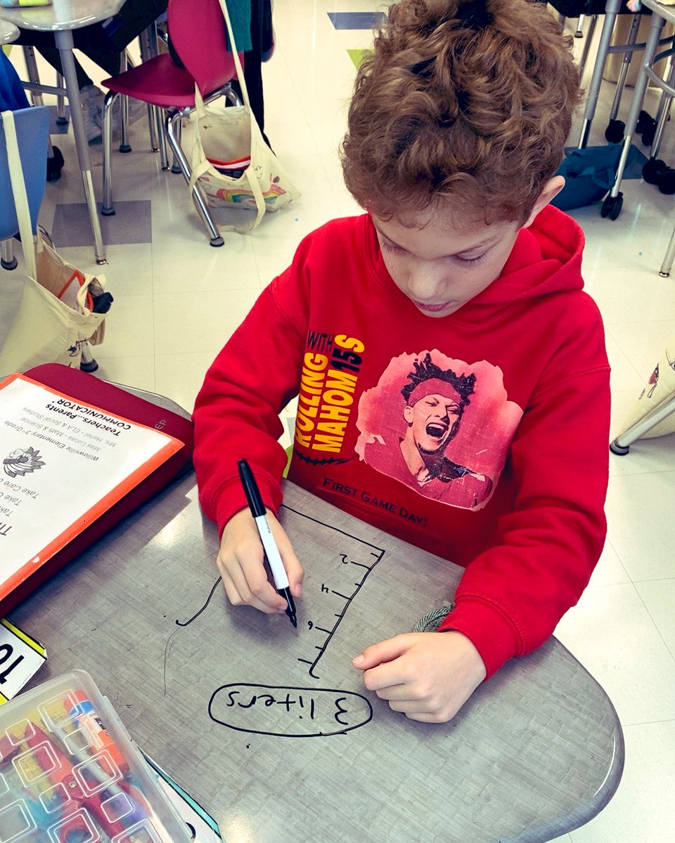 3rdwithMissL's tweet photo. Had a blast reviewing time, money, and measurement with a game of “Stinky Feet!” 🧦 https://t.co/PT03QtV8PT
