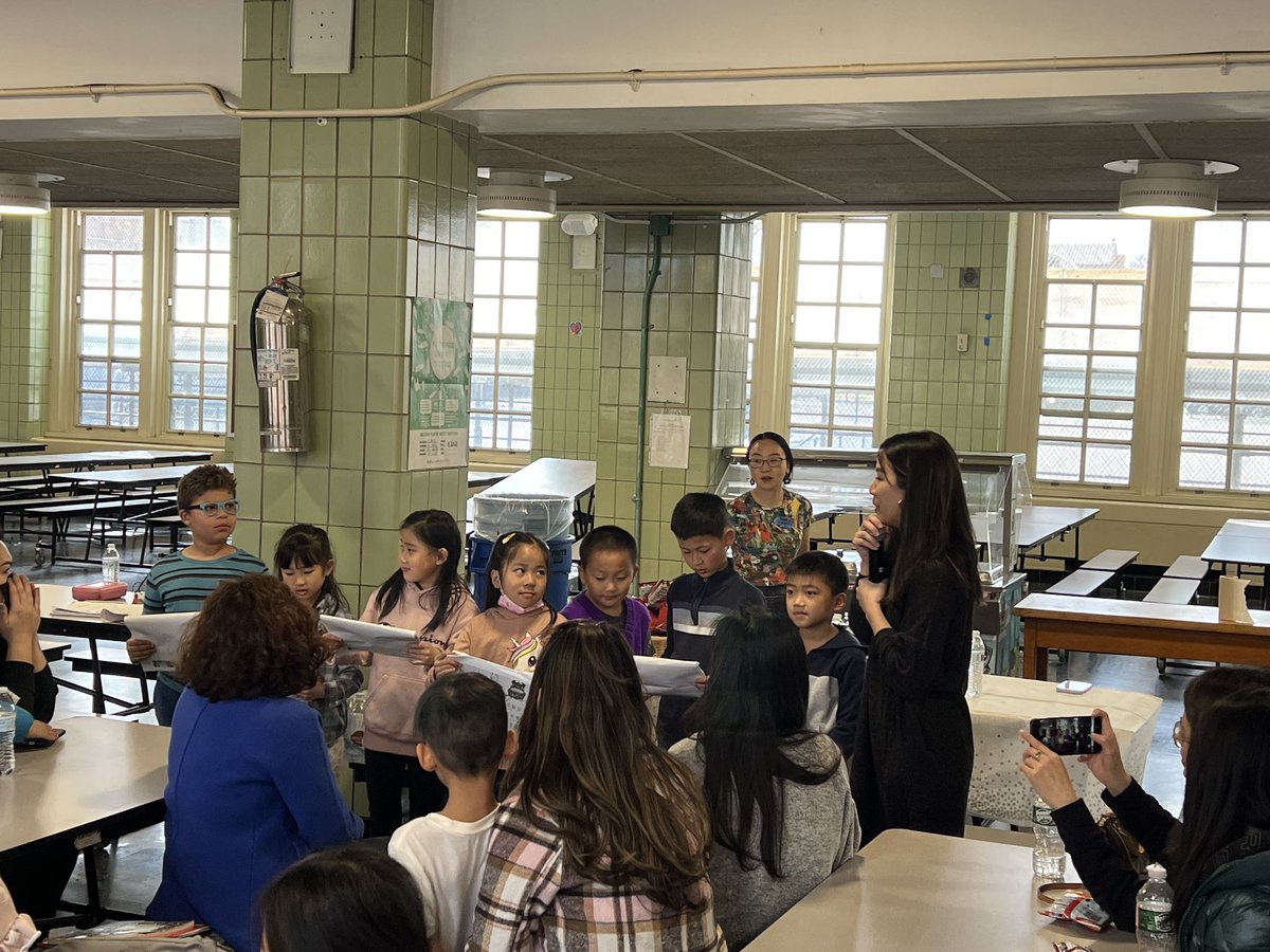 PS173Q's tweet photo. Hosting a parent workshop for our dual language families. Thank you to our teachers and students who worked hard in putting this altogether!
#ps173q #ChameleonPride #ParentWorkshop #DualLanguageProgram @NYCSchools @D26Team @DOEChancellor https://t.co/j32AWaSciW