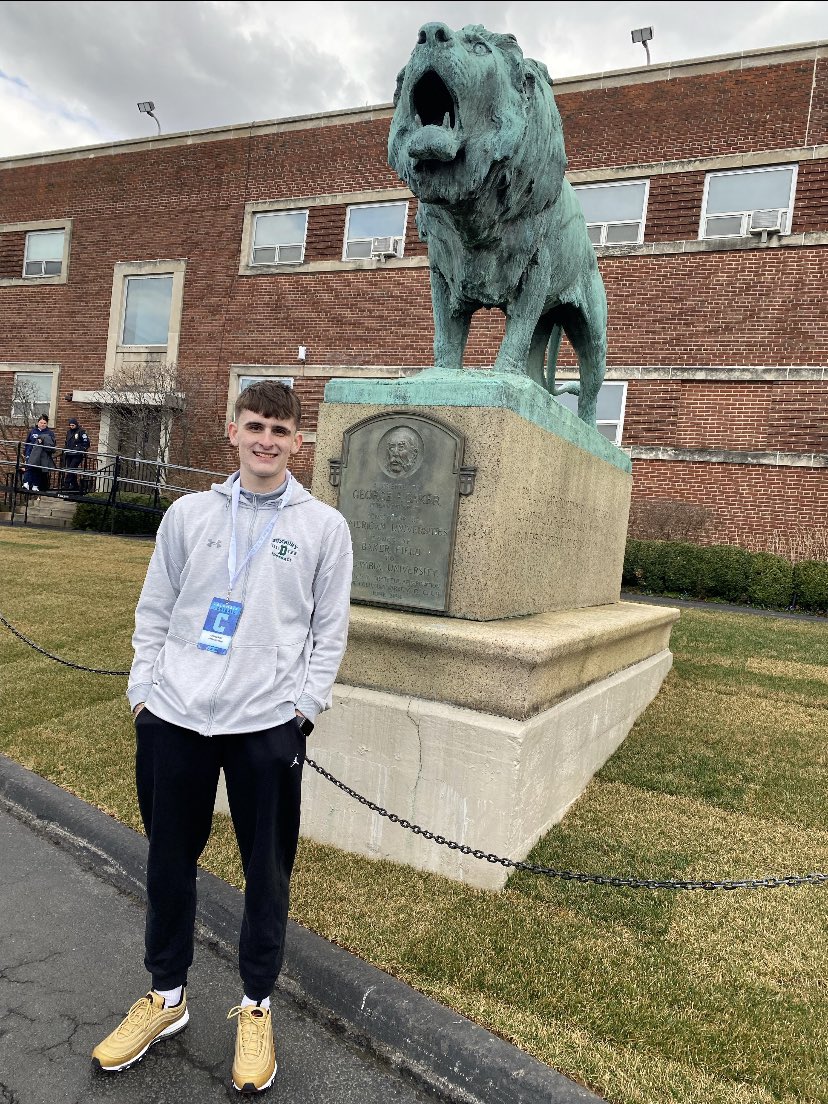 FCarley17's tweet photo. Had a great time today at Columbia’s junior day! It was great being on campus and meeting the coaching staff. Thank you @Coach_Kukesh for inviting me. I look forward to competing at camp this summer. @DuxHSFootball https://t.co/3oGlm31ghJ