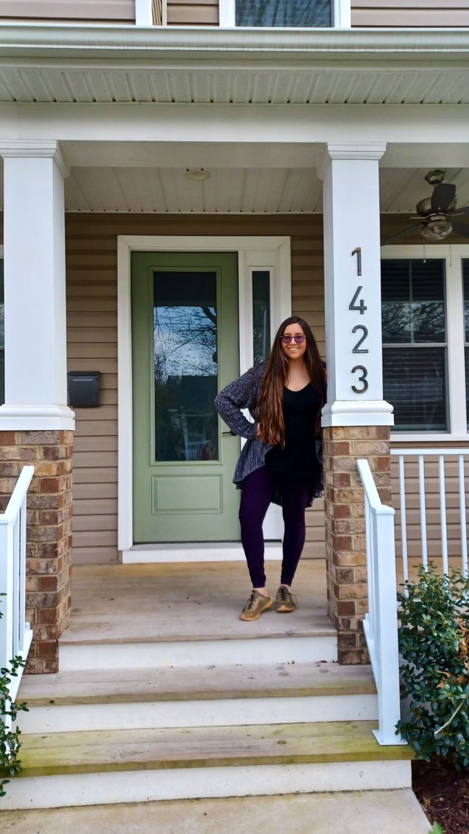 getsmakled's tweet photo. Hi it’s me, a homeowner 😊 https://t.co/kpctqLtMjc