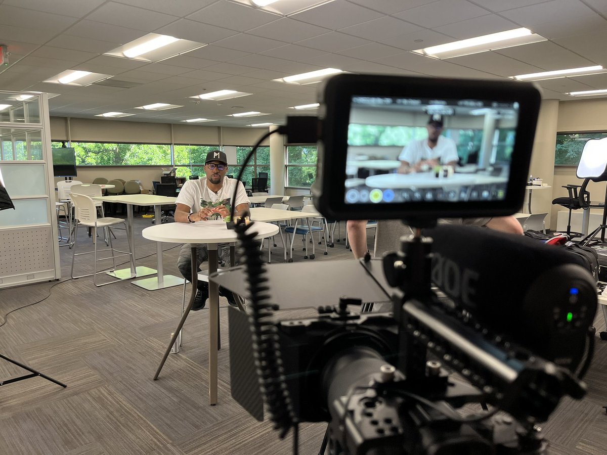 COSFilmsINC's tweet photo. Nothing beats getting the shot you envisioned 🎥

Our team works alongside our clients to make that happen. 

Keep on creating. 

Wedding. Business. Promotional. Personal. 🔴

#chaironstairfilms #thenextframe #creatives #videoproduction #filmediting #filmmaking #milwaukee https://t.co/aejTtlpYug