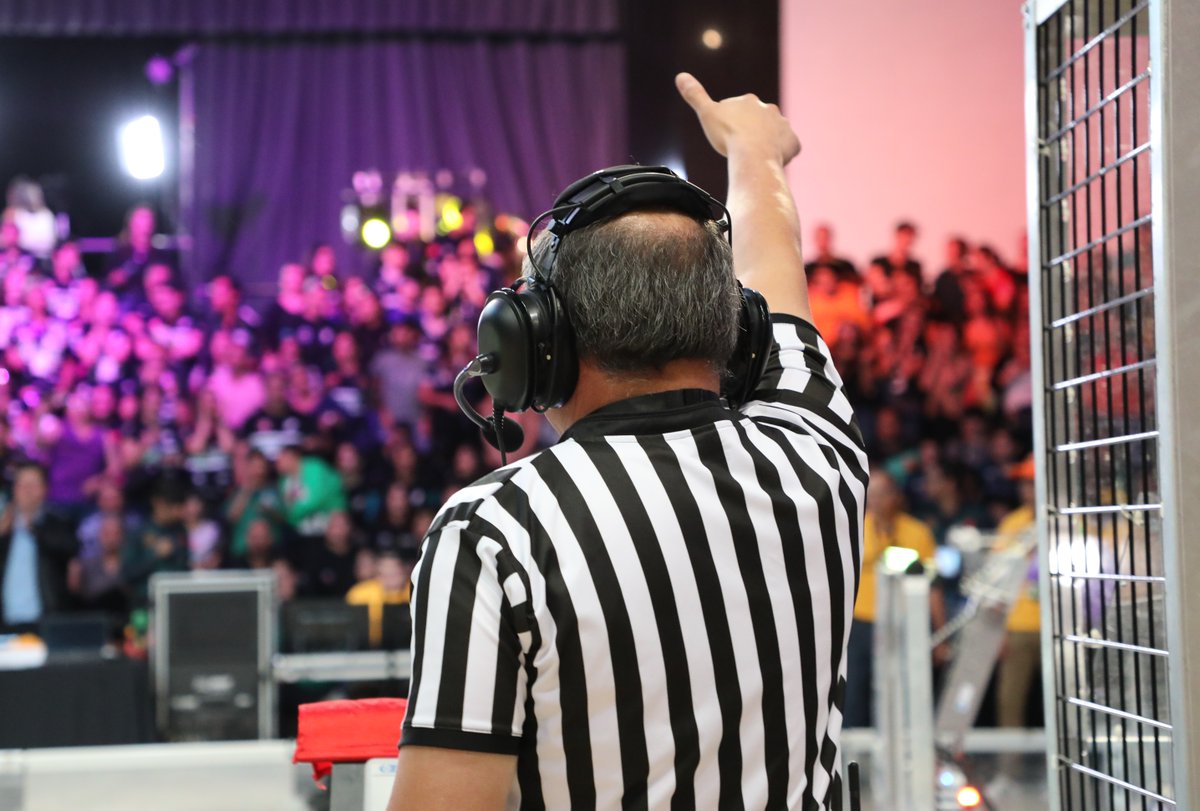 ConectaTECmx's tweet photo. Terminaron los regionales de FIRST Robotics Competition (@FIRSTweets) que tuvieron sede en el @TECcampusMTY, @TECcampusPUE y @TECcampusLAG y en este hilo te vamos a contar qué sigue para los equipos ganadores 🤖👇
#FIRSTMX #FIRST #FIRSTMTY #FIRSTPUE #FIRSTLAG https://t.co/h7rEVTgMty
