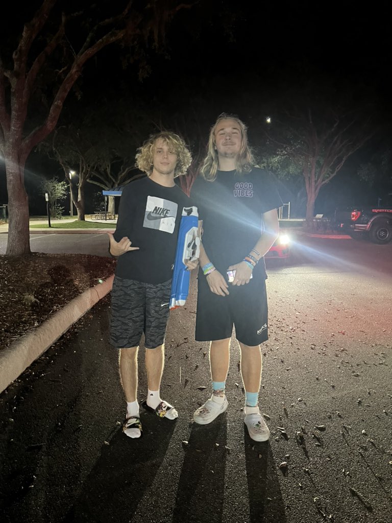Mcsquirters tweet media