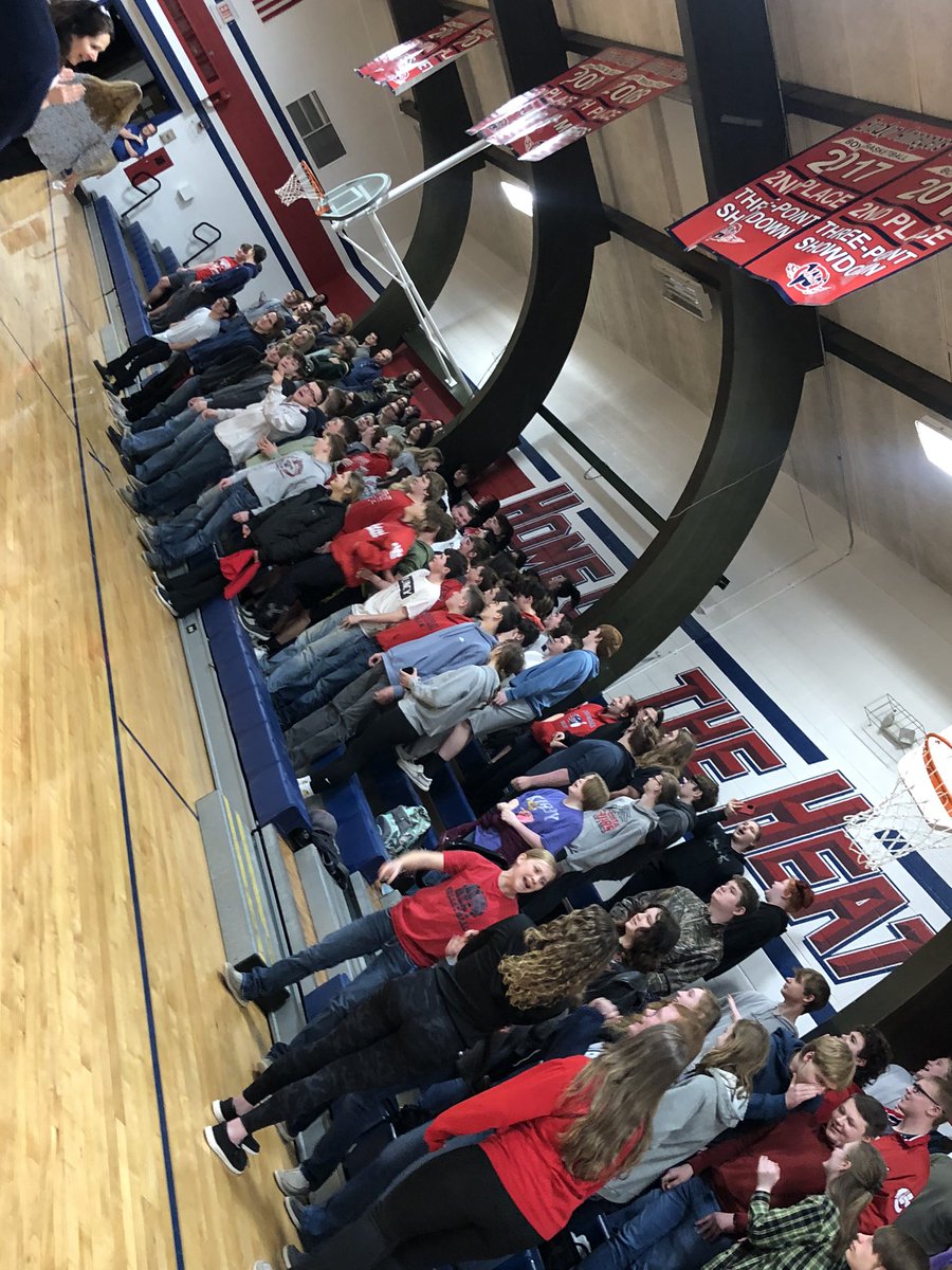 StaceyDay6's tweet photo. Yesterday was a great day at West Central! Ben Rudrud presented to all of our students about the importance of relationships, being a good friend and kindness.  What an important message and a fun day! https://t.co/F8m1pXNJbS