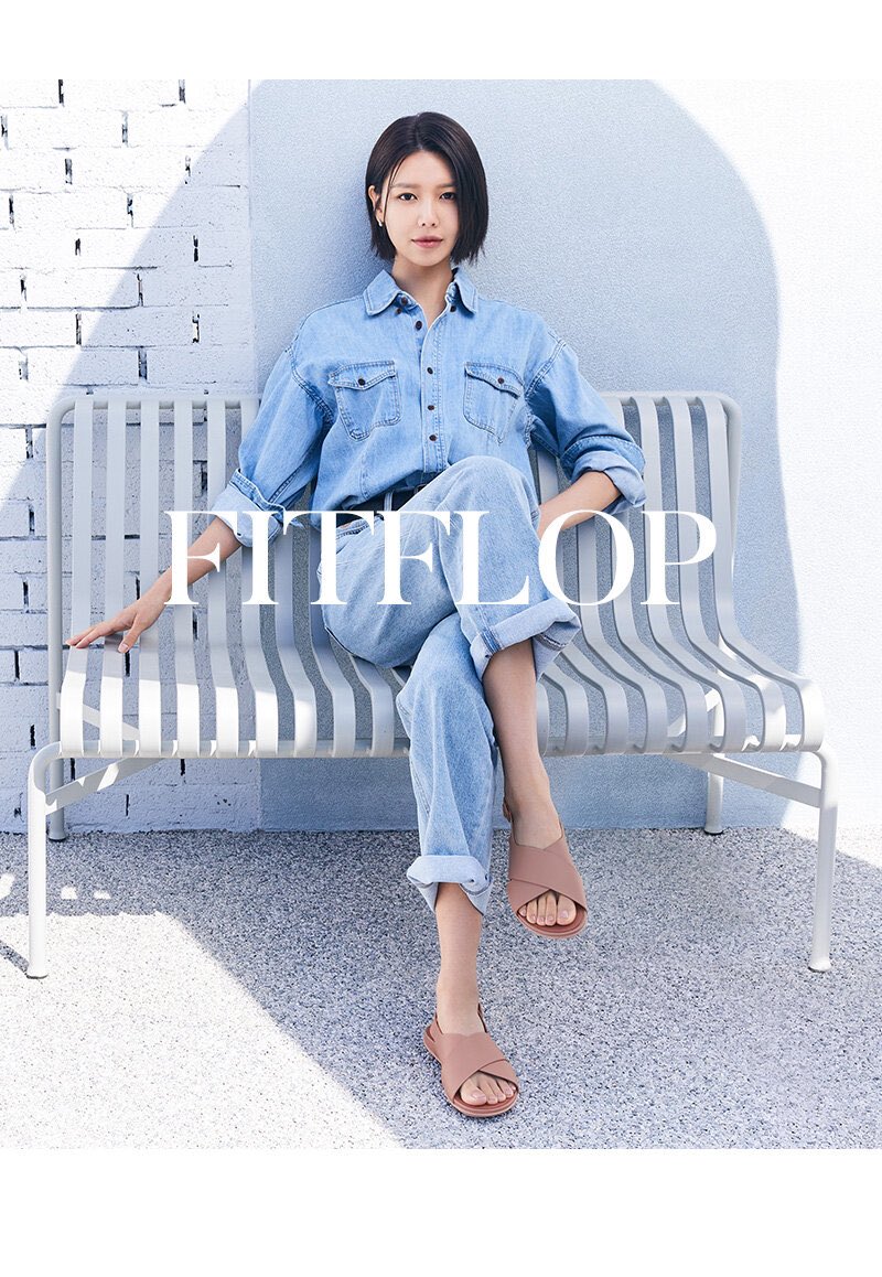 sooyoungnews's tweet photo. Sooyoung for ‘Fitflop / 핏플랍‘ 2023 S/S

Sooyoung is the new brand campaign ambassador for footwear brand ‘Fitflop’ 👟 

https://t.co/Hp4bY9xbhQ

#SOOYOUNG #최수영 #소녀시대수영 https://t.co/IVlujWcnJI