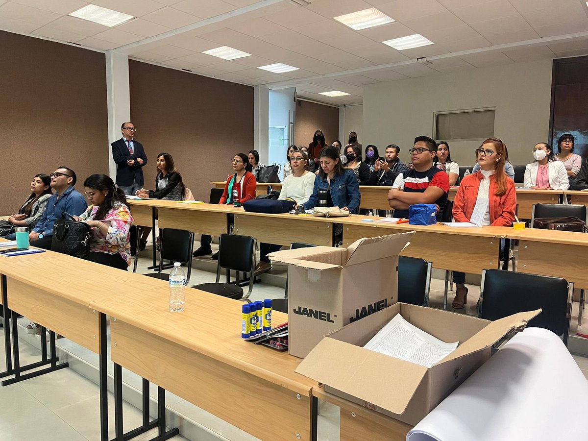 El Secretario de Educación de #SanLuisPotosí da la bienvenida a las maestras del Distrito Escolar de Mt. Vernon del estado de #Washington, quienes participan en el Programa de Intercambio México 🇲🇽 🇺🇸 del  #PROBEM #EducaciónBilingüe #EducaciónBinacional <a href="/ConsulmexSEA/">ConsulMex Seattle</a> <a href="/SEGESLP/">SEGE SLP</a>