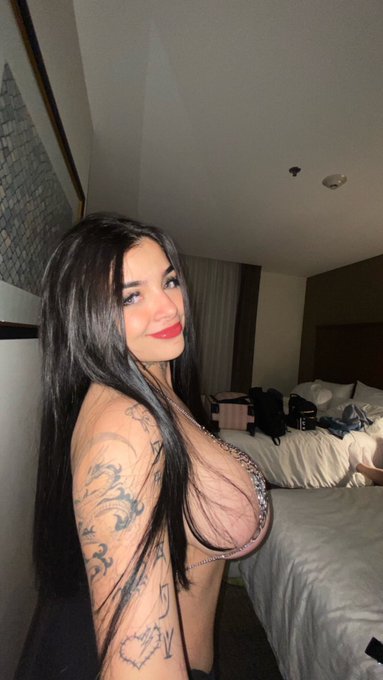 Me veo linda 🥰 https://t.co/lw0Hyw3tjb