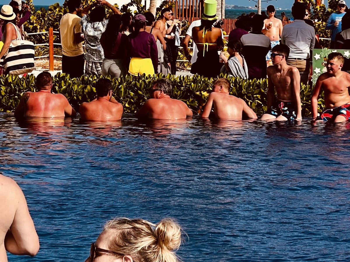KathleenAnn06's tweet photo. Spring Break 2023 Isla Mujeres https://t.co/TudFnUQEFT