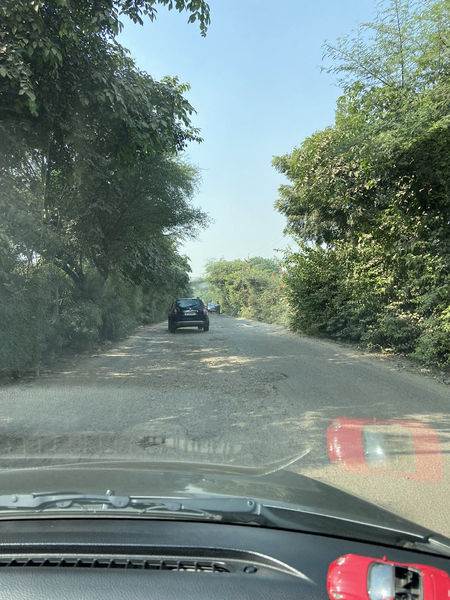 anujg2711's tweet photo. @MCManesar @RadheyS65999238 @AnkurGuptaIAS @DC_Gurugram @imraanIAS @cmohry @OfficialGMDA @NavbharatTimes @HaryanaPwd @OfficeOfNG @ZC_zenith @PMO_NaMo @AlkaChaudhry @DEEPAKKAHUJA @TOIGurgaon @IndiaAheadNews @HTGurgaon @sepwdgurugram @AnkurGuptaIAS @Dchautala @cmohry @mlkhattar Please get this road repaired. It’s been 8 months and no repair has been done. It is impacting 3000+ residents of New Town Heights, Sector 90 https://t.co/CmaeIoH6bv