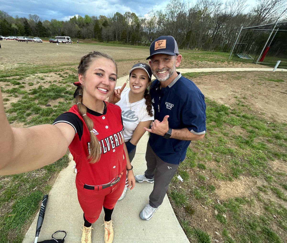 Courtney Cole tweet media