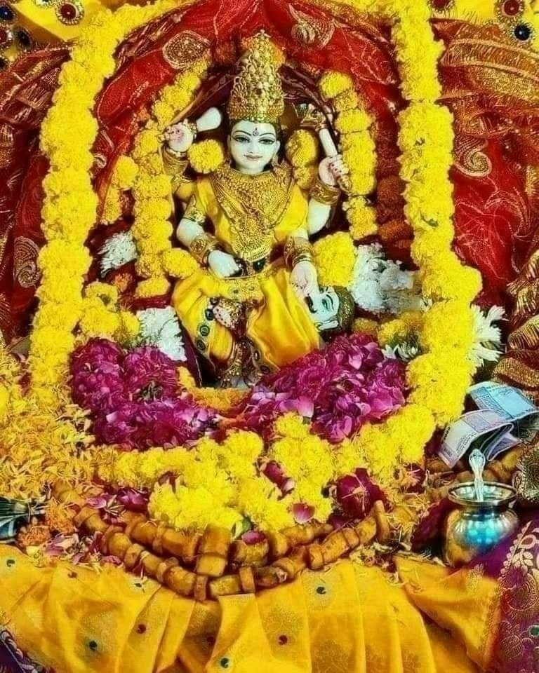 baglamukhipuja's tweet photo. Chanting Maa Baglamukhi’s prayers can lead to awakening of one’s Kundalini system and her true devotee cannot be harmed by even the most massive onslaught of evil powers. https://t.co/CaCYgyY0ky